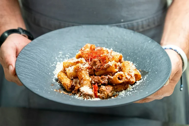 Enkla maträtter från enkla recept gör vardagen billigare och mycket godare